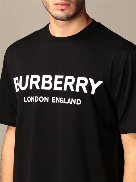 mens burberry tee shirt|designer shirt burberry for men.